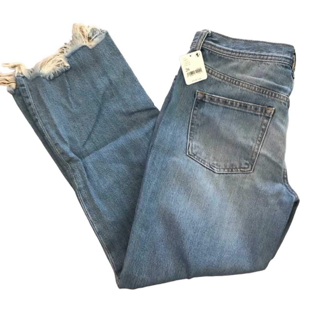 Free People Jeans Maggie Size 26 Mid Rise Distressed Straight Light Denim New